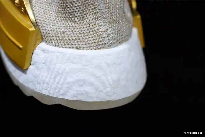 NMD F99762 HAPPY Hu Pharrell Gold adidas China 0522
